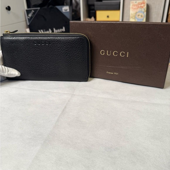 Women’s Gucci Black Pebbles Leather Zip-Around Wallet- 771155 - Picture 7 of 7